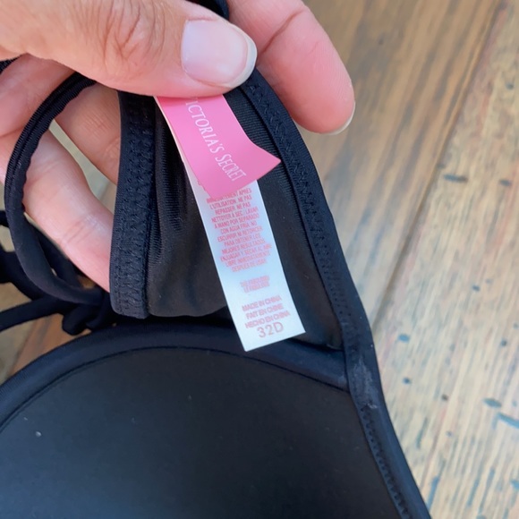 Victoria’s Secret Bikini Top - Picture 3 of 4